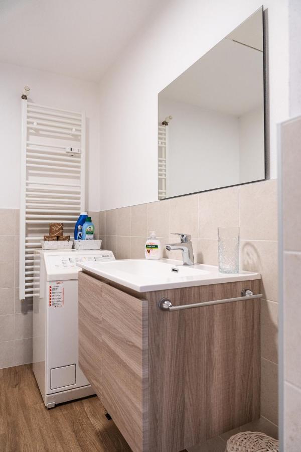 Flow Apartments Winkel Studio เมราโน ภายนอก รูปภาพ